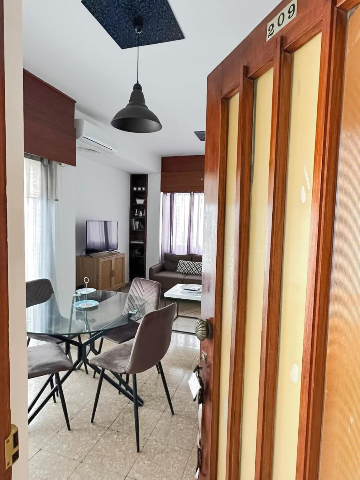 Comfortable Engomi Apartment Nicosia Exterior photo